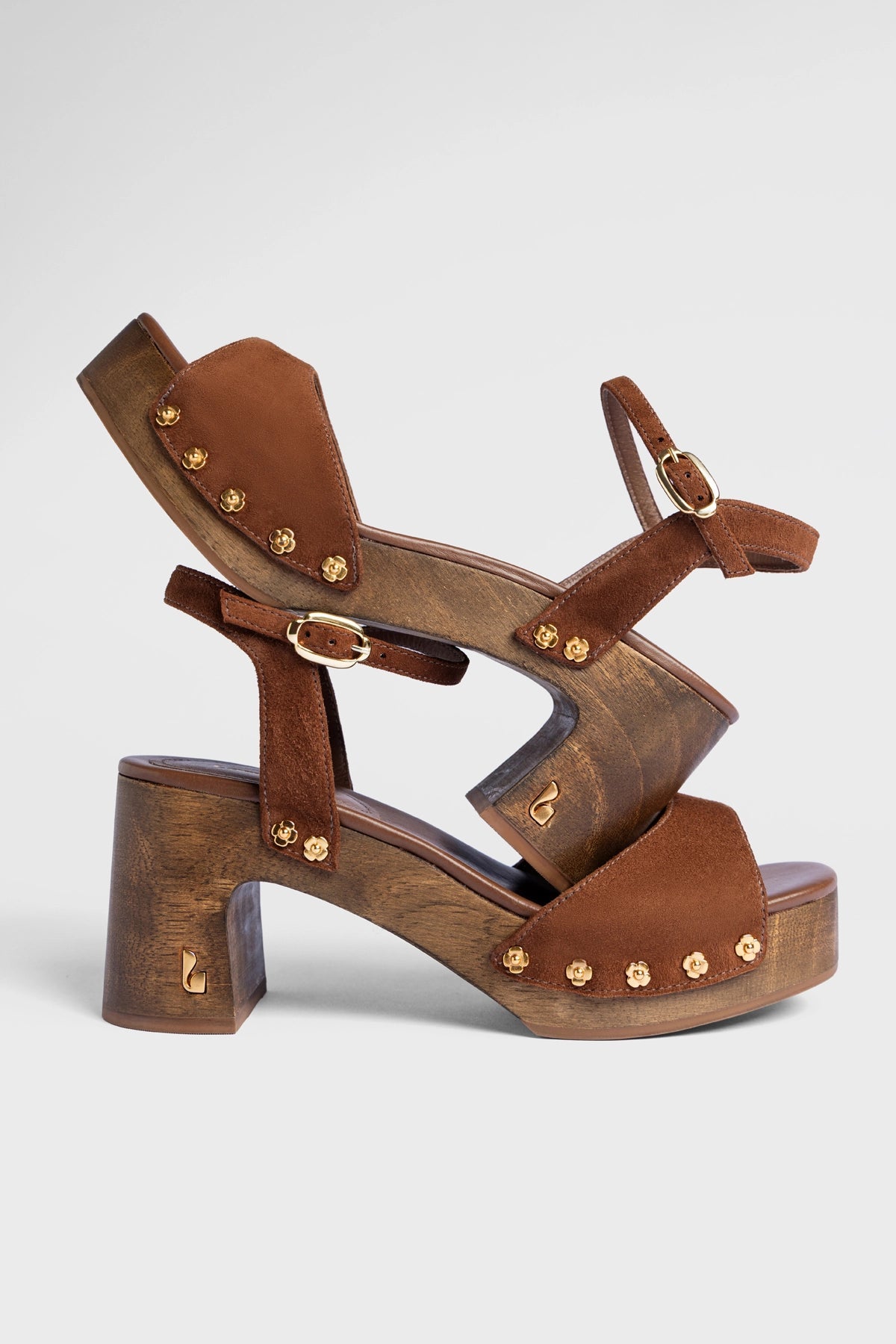 Willow Sandal Burnt Umber Suede - Larroude