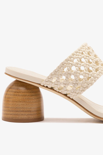 Dew Drop Macrame Sandal In Ivory Leather - Larroude