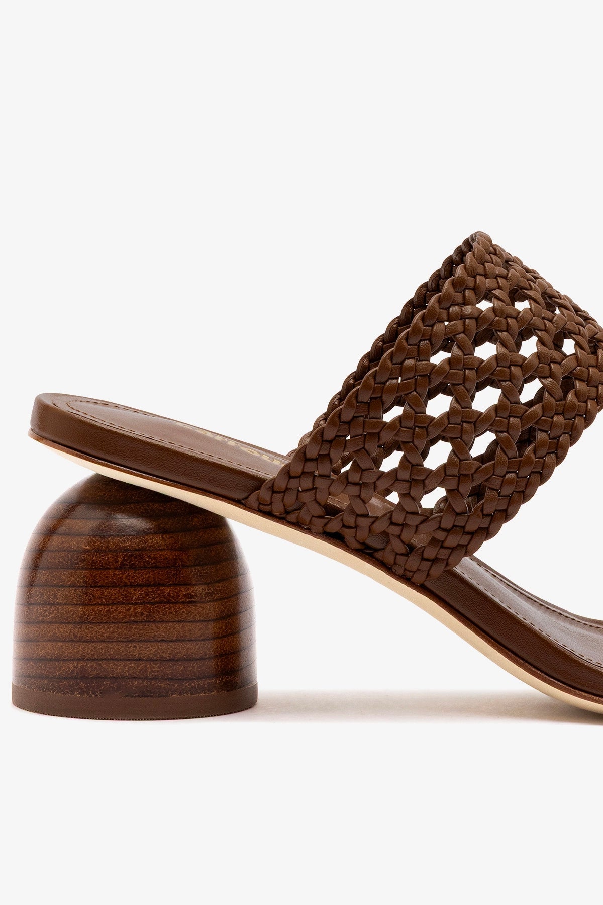 Dew Drop Macrame Sandal In Burnt Umber Leather - Larroude