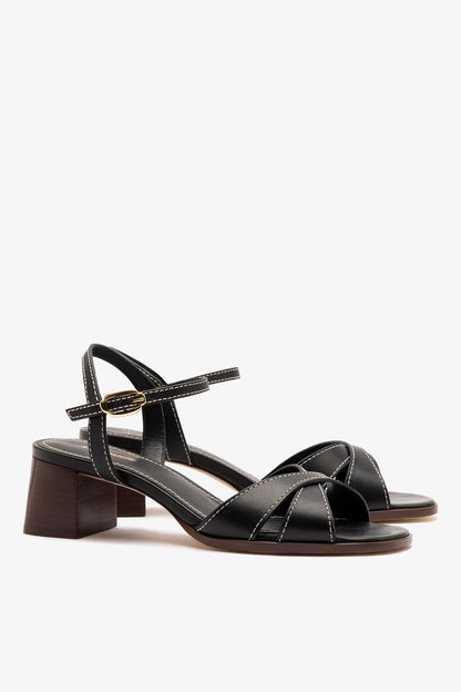 Roma Sandal In Vegetale Black Leather - Larroude