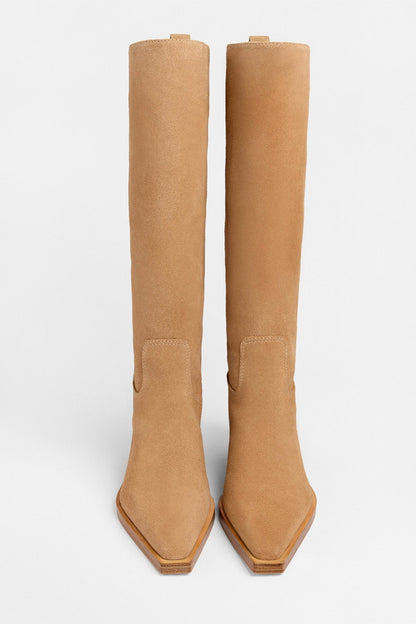 Florencia Boot Peanut Suede - Larroude