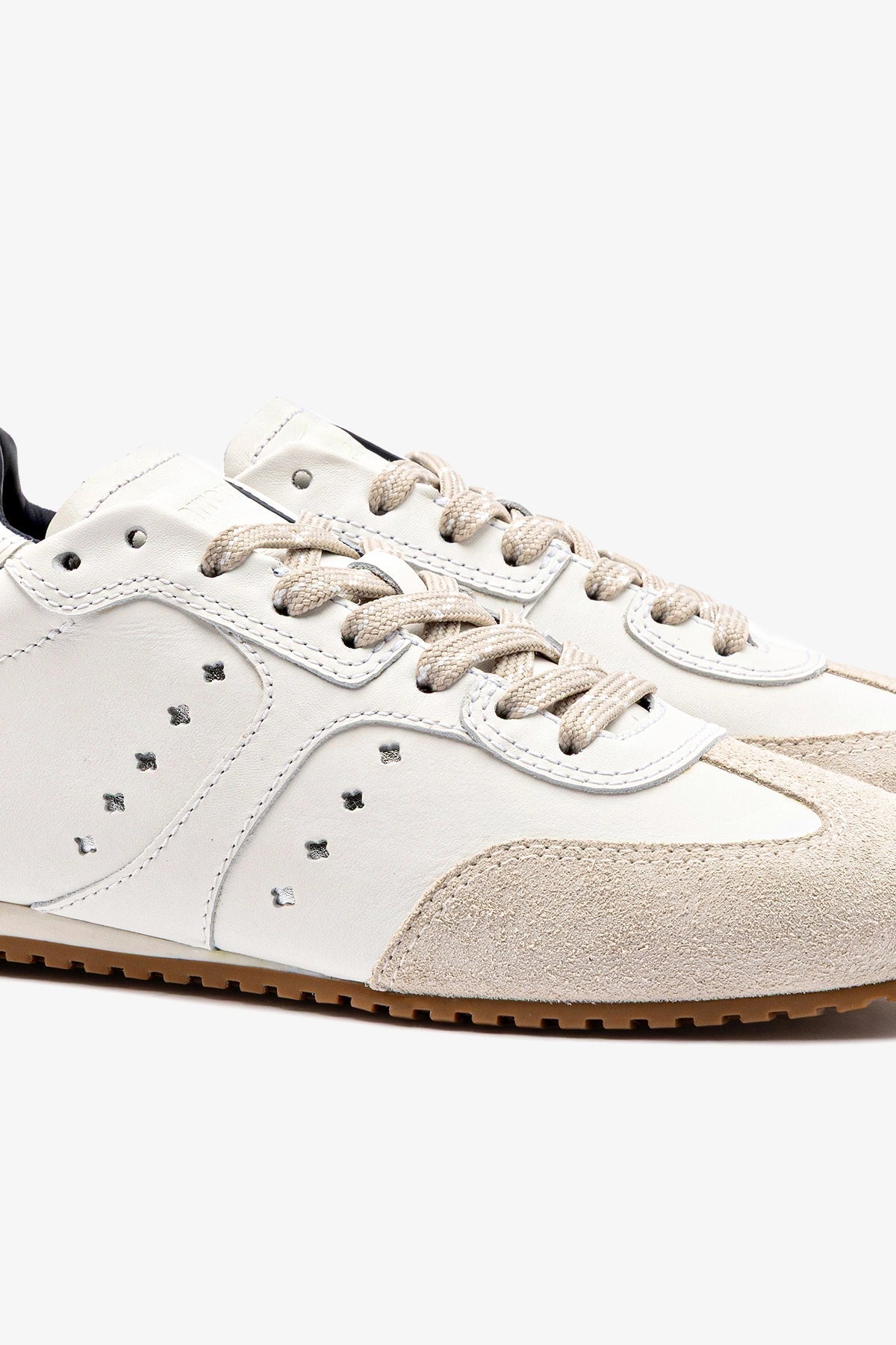 Stella Sneaker In White Leather - Larroude