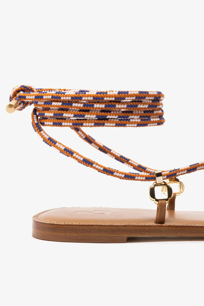 Antibes Flat In Caramel Leather - Larroude
