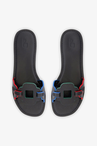 Margherita Slide In Black Leather - Larroude