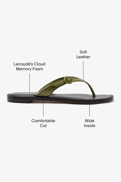 Mary Kate Flat Sandal In Seaweed Leather - Larroude