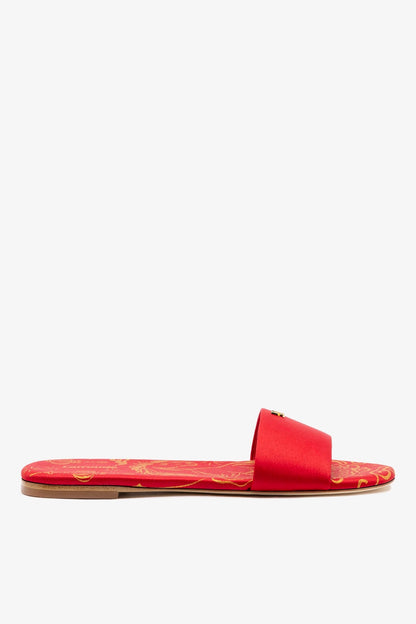 Ivy Flat In Cherry Satin - Larroude