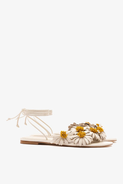 Fiore Flat Sandal Ivory Leather - Larroude