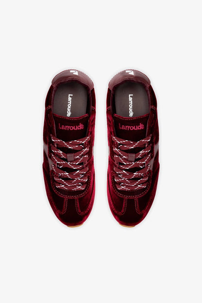 Stella Sneaker In Wine Velvet - Larroude