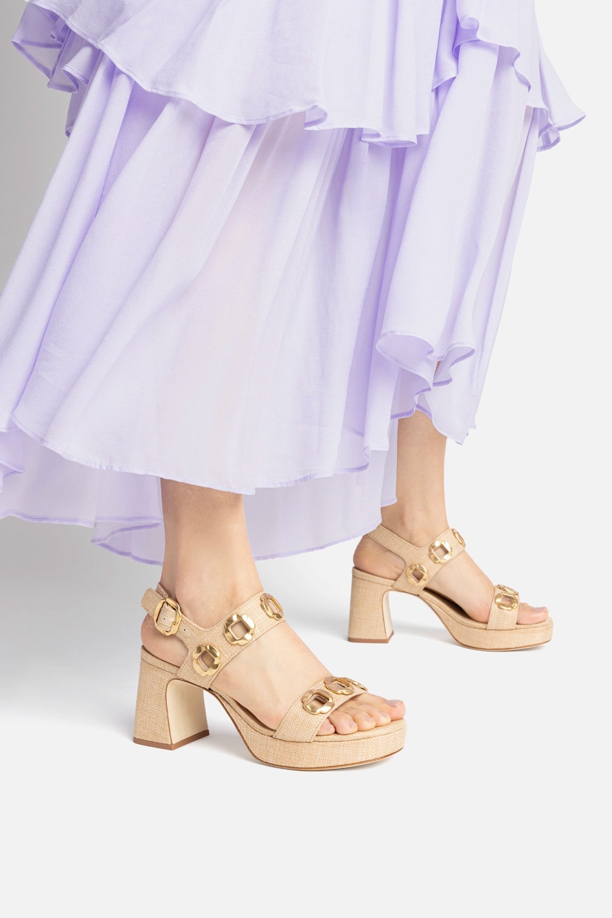 Milan Dolly Low In Beige Raffia - Larroude