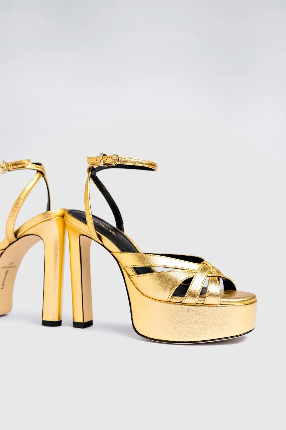Veronica Sandal Gold Leather - Larroude