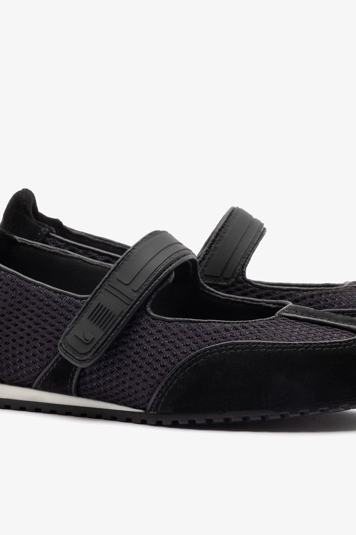 Devon Sneakerina Black Mesh - Larroude