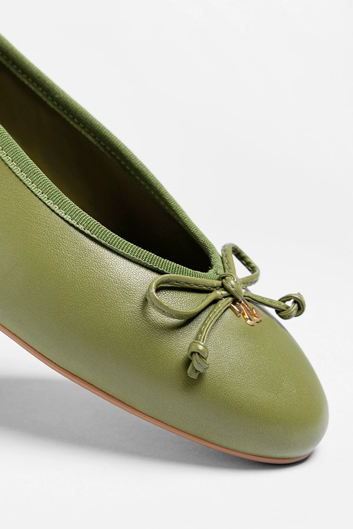 Pavlova Ballet Flat Seaweed Leather - Larroude