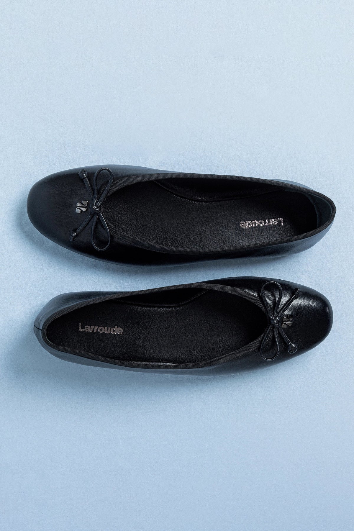 Pavlova Ballet Flat In Black Leather - Larroude