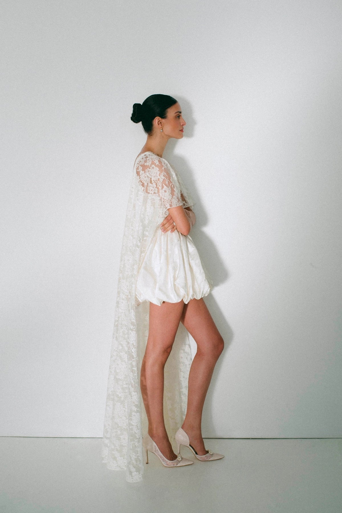 Larroudé x Markarian: D'Orsay Pump White Lace - Larroude
