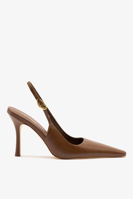 Carine Pump In Burnt Umber Leather - Larroude