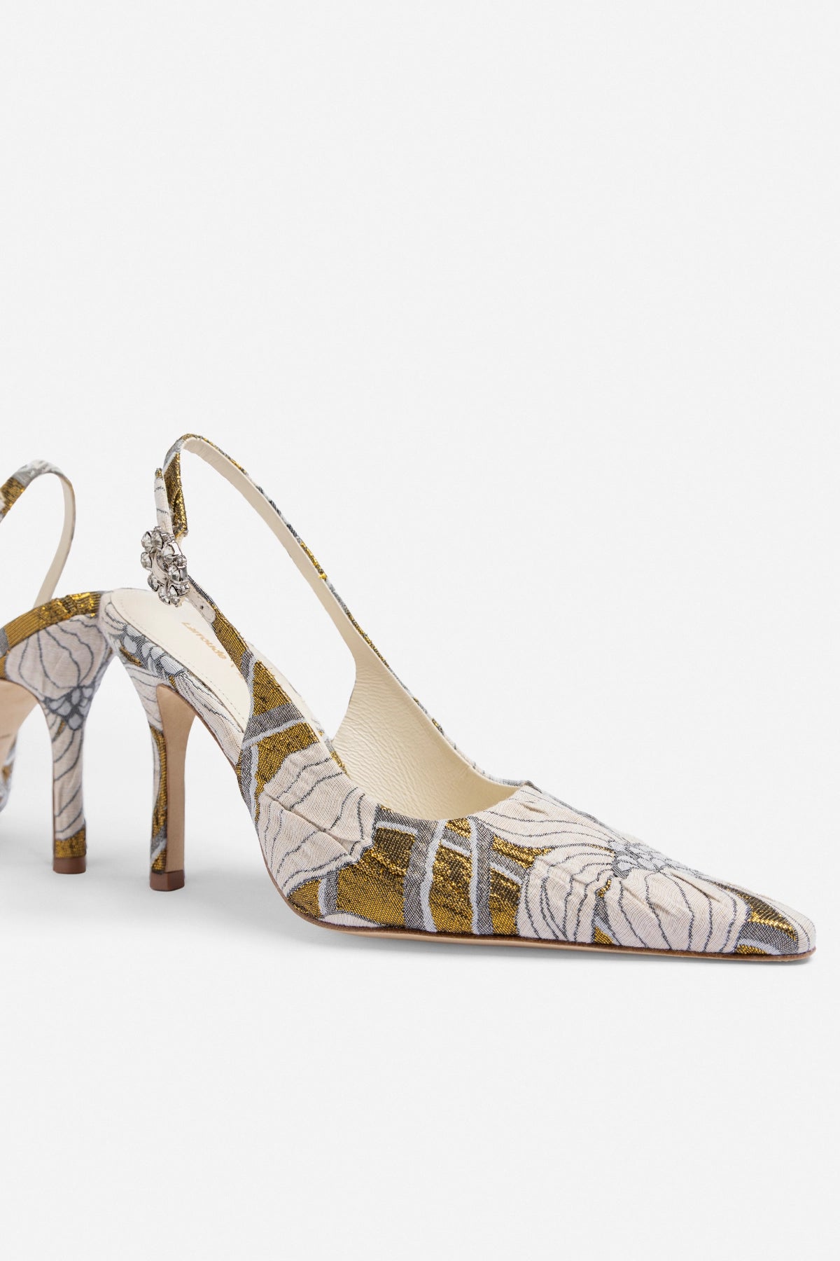 Larroudé by Markarian: Carine Pump Gold Floral Jacquard - Larroude