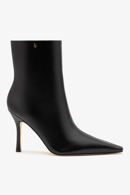 Mini Carine Boot In Black Leather - Larroude