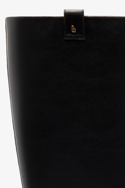 Alexis Flat Boot Black Leather - Larroude