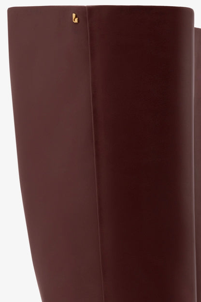 Ricky Boot In Burgundy Leather - Larroude