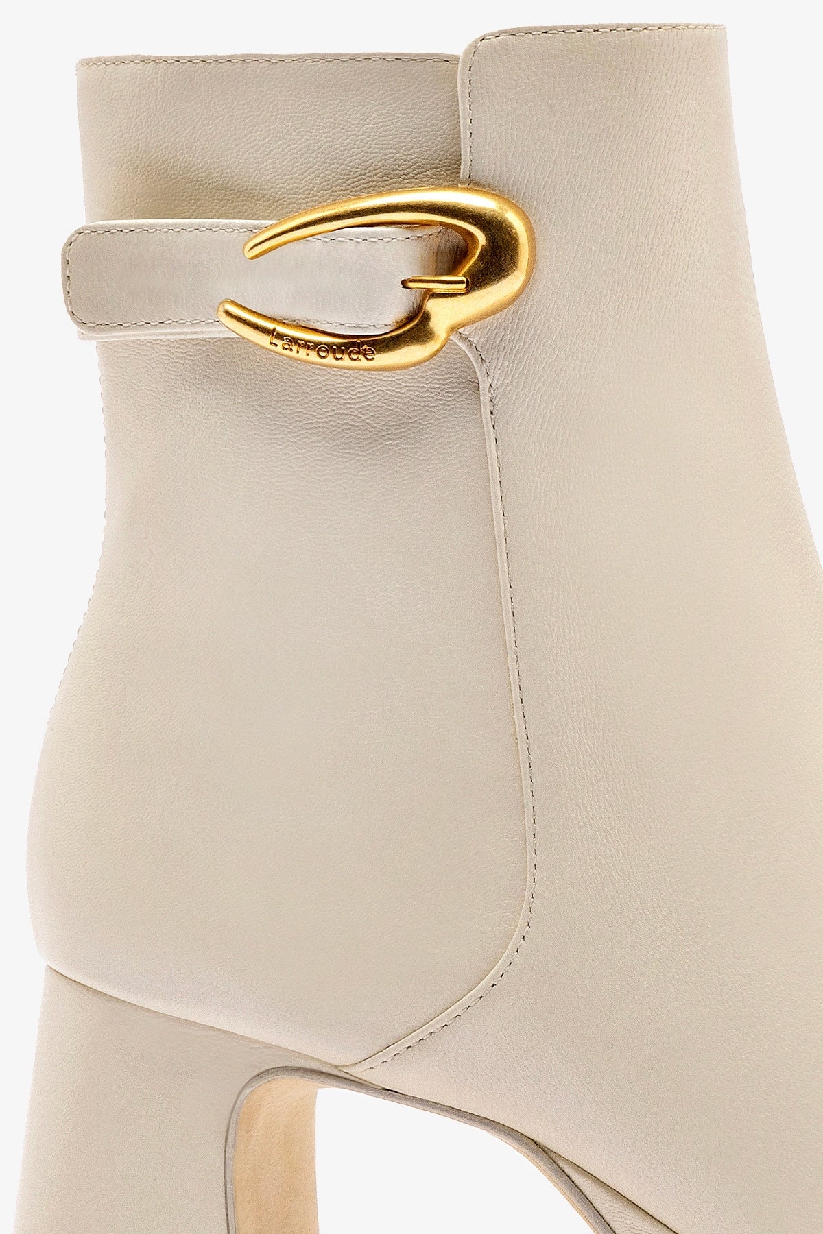 Dolly Verona Low Boot In Ivory Leather - Larroude