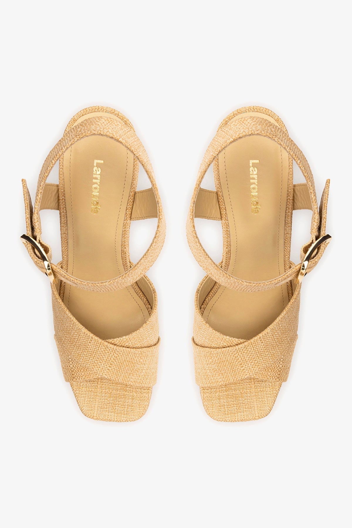 Cher Sandal In Beige Raffia - Larroude