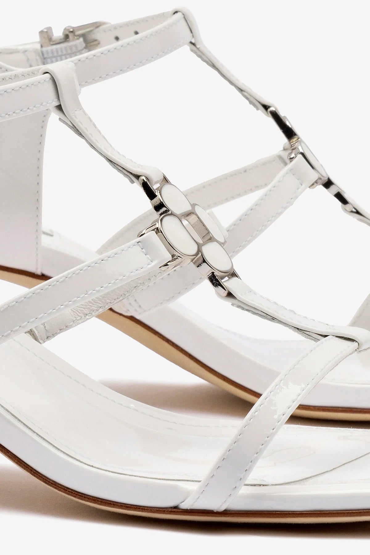 Hana Block In White Patent Leather - Larroude