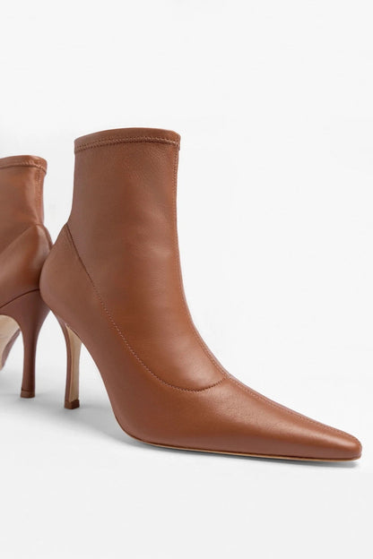 Mini Carine Boot Caramel Stretch Leather - Larroude