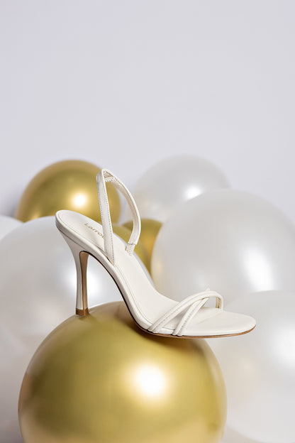 Annie Sandal In Ivory Leather - Larroude