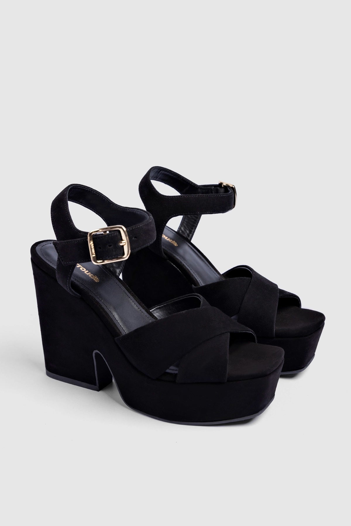Cher Sandal In Black Leather - Larroude