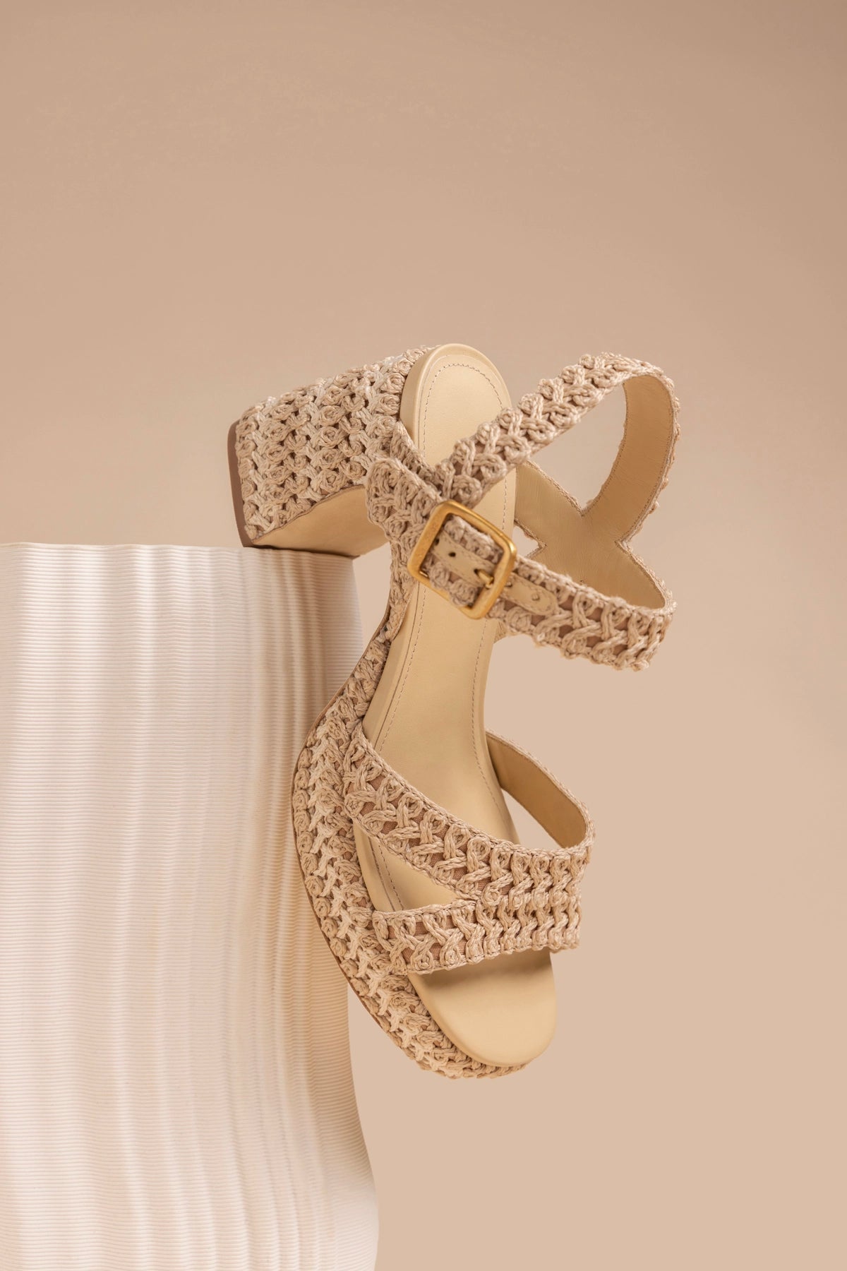 Jolene Low Sandal Natural Crochet - Larroude