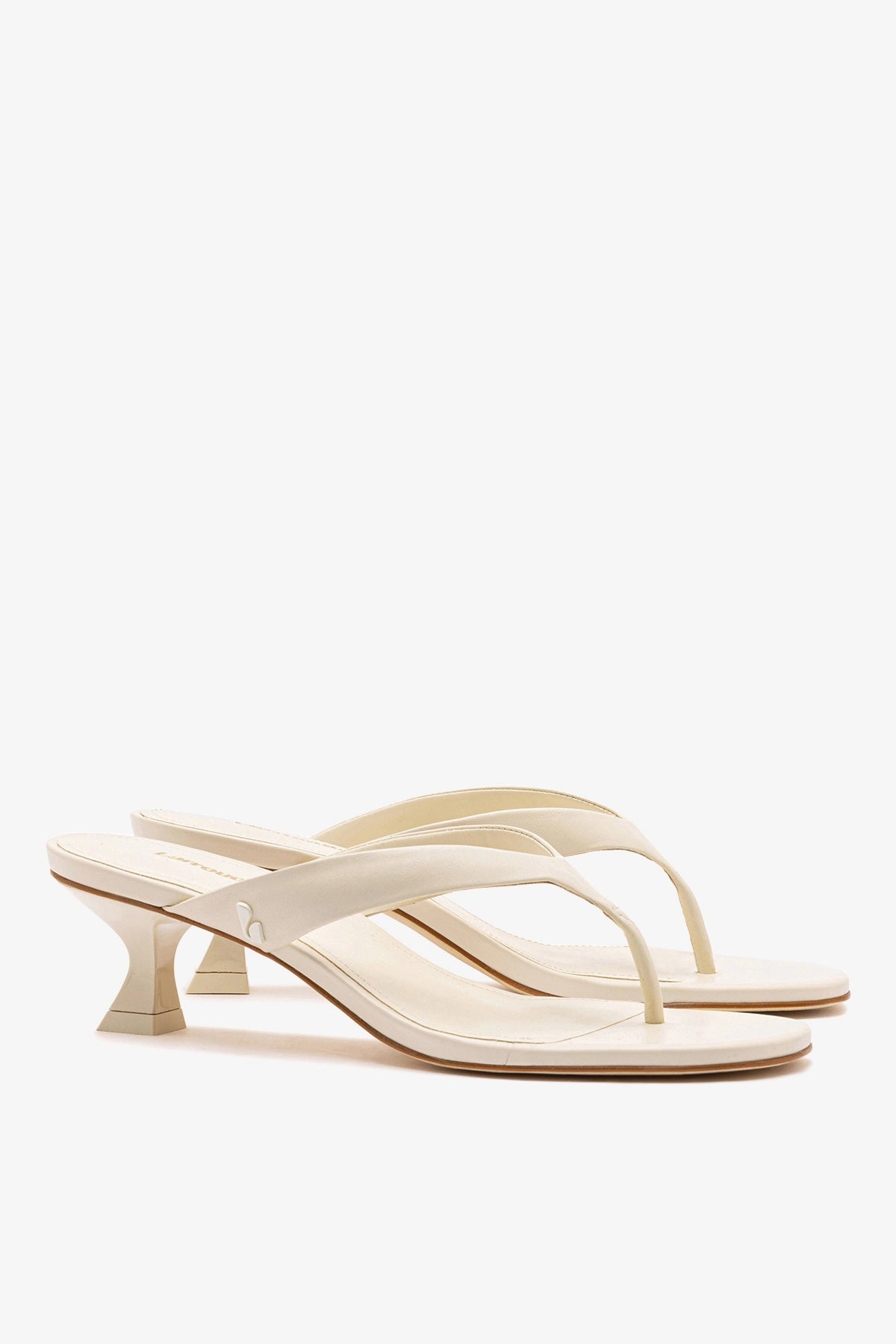 Gaia Low In Ivory Leather - Larroude