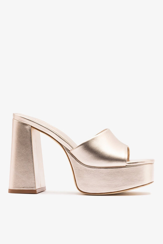 Dolly Mule Champagne Leather - Larroude