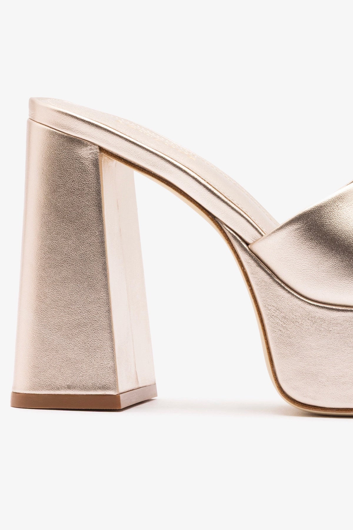 Dolly Mule Champagne Leather - Larroude